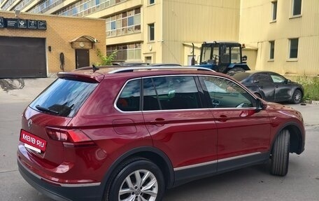 Volkswagen Tiguan II, 2017 год, 2 700 000 рублей, 2 фотография