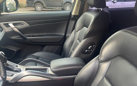 Geely Atlas I, 2022 год, 1 690 000 рублей, 18 фотография