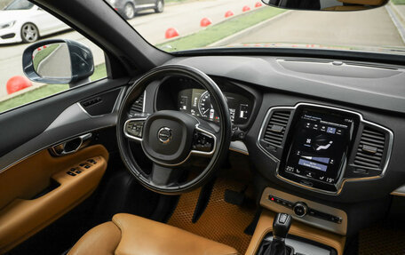 Volvo XC90 II рестайлинг, 2019 год, 4 099 000 рублей, 14 фотография
