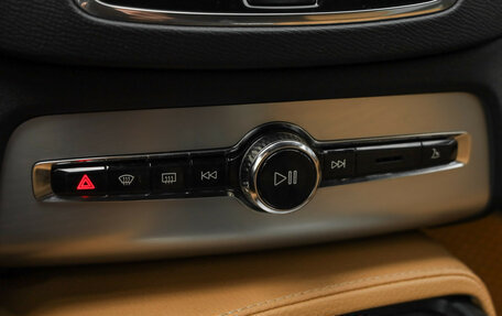Volvo XC90 II рестайлинг, 2019 год, 4 099 000 рублей, 25 фотография