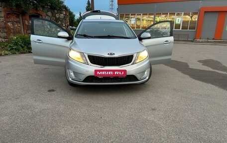 KIA Rio III рестайлинг, 2012 год, 700 000 рублей, 2 фотография