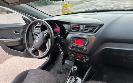 KIA Rio III рестайлинг, 2012 год, 700 000 рублей, 10 фотография