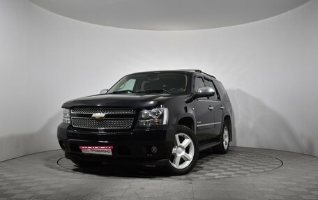 Chevrolet Tahoe III, 2013 год, 1 990 000 рублей, 1 фотография