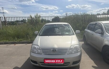 Toyota Corolla, 2004 год, 450 000 рублей, 1 фотография