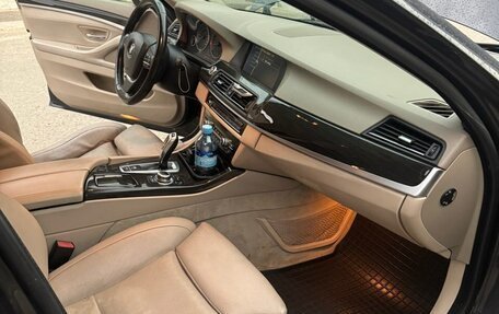 BMW 5 серия, 2010 год, 1 850 000 рублей, 11 фотография