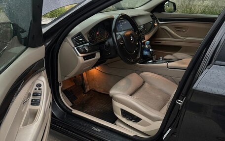 BMW 5 серия, 2010 год, 1 850 000 рублей, 9 фотография