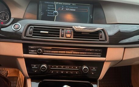 BMW 5 серия, 2010 год, 1 850 000 рублей, 16 фотография