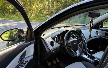 Chevrolet Cruze II, 2012 год, 800 000 рублей, 13 фотография
