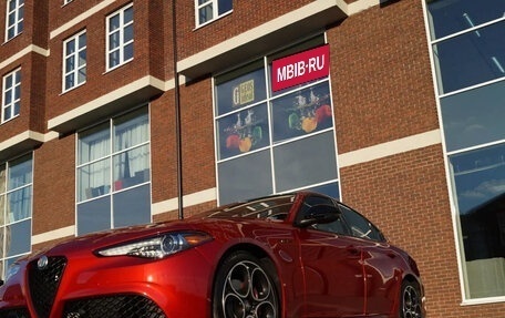 Alfa Romeo Giulia II, 2022 год, 5 000 000 рублей, 4 фотография