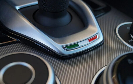 Alfa Romeo Giulia II, 2022 год, 5 000 000 рублей, 24 фотография