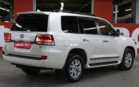 Toyota Land Cruiser 200, 2016 год, 4 749 000 рублей, 6 фотография