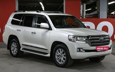 Toyota Land Cruiser 200, 2016 год, 4 749 000 рублей, 3 фотография