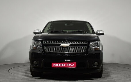 Chevrolet Tahoe III, 2013 год, 1 990 000 рублей, 2 фотография