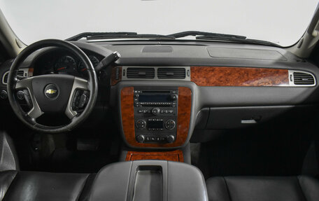 Chevrolet Tahoe III, 2013 год, 1 990 000 рублей, 18 фотография