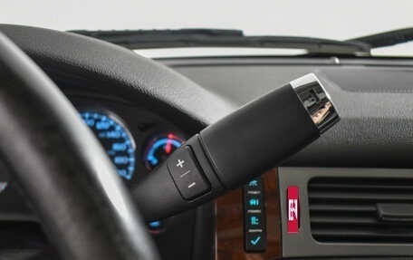 Chevrolet Tahoe III, 2013 год, 1 990 000 рублей, 21 фотография