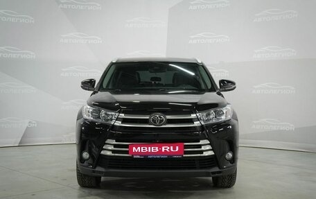 Toyota Highlander III, 2018 год, 3 650 000 рублей, 3 фотография