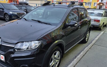 Renault Sandero II рестайлинг, 2017 год, 600 000 рублей, 2 фотография