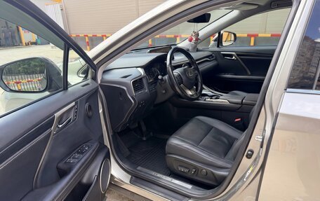 Lexus RX IV рестайлинг, 2018 год, 4 440 000 рублей, 9 фотография