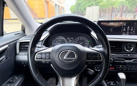 Lexus RX IV рестайлинг, 2018 год, 4 440 000 рублей, 15 фотография