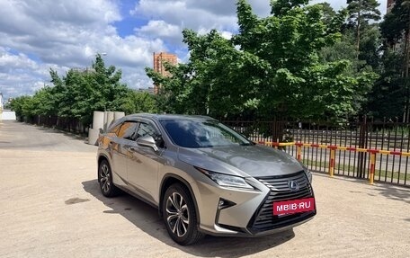 Lexus RX IV рестайлинг, 2018 год, 4 440 000 рублей, 7 фотография