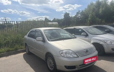 Toyota Corolla, 2004 год, 450 000 рублей, 2 фотография