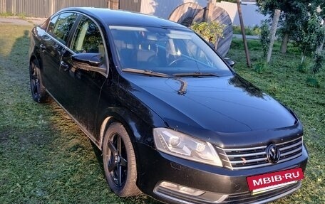 Volkswagen Passat B7, 2011 год, 1 380 000 рублей, 6 фотография