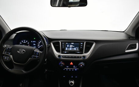 Hyundai Solaris II рестайлинг, 2019 год, 1 200 000 рублей, 5 фотография