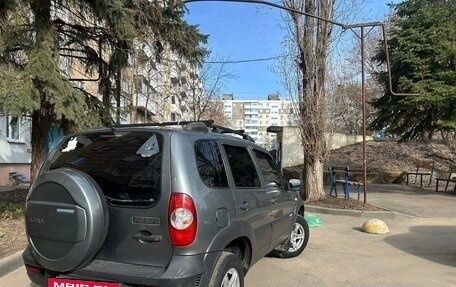 Chevrolet Niva I рестайлинг, 2011 год, 500 000 рублей, 2 фотография