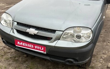 Chevrolet Niva I рестайлинг, 2011 год, 500 000 рублей, 8 фотография
