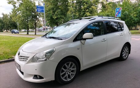 Toyota Verso I, 2012 год, 2 200 000 рублей, 6 фотография