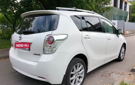 Toyota Verso I, 2012 год, 2 200 000 рублей, 2 фотография