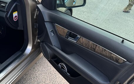 Mercedes-Benz C-Класс, 2007 год, 1 200 000 рублей, 22 фотография