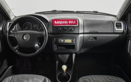 Skoda Fabia II, 2008 год, 299 000 рублей, 14 фотография