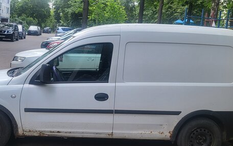 Opel Combo C, 2008 год, 299 999 рублей, 3 фотография