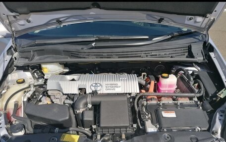 Toyota Prius, 2012 год, 1 150 000 рублей, 9 фотография