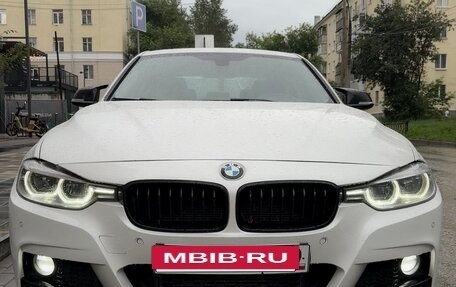 BMW 3 серия, 2016 год, 1 880 000 рублей, 10 фотография