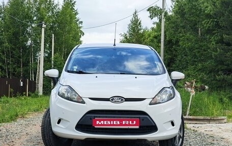 Ford Fiesta, 2012 год, 830 000 рублей, 1 фотография