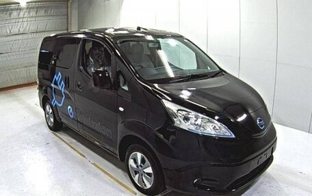Nissan NV200, 2016 год, 1 799 000 рублей, 6 фотография