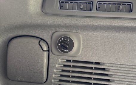 Nissan NV200, 2016 год, 1 799 000 рублей, 12 фотография