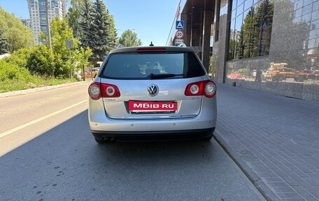 Volkswagen Passat B6, 2007 год, 750 000 рублей, 10 фотография