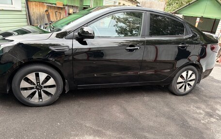 KIA Rio III рестайлинг, 2013 год, 850 000 рублей, 5 фотография