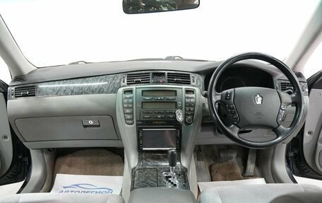Toyota Crown, 2004 год, 1 180 000 рублей, 14 фотография