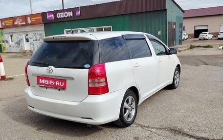 Toyota Wish II, 2005 год, 680 000 рублей, 4 фотография