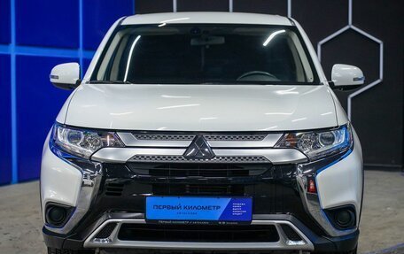 Mitsubishi Outlander III рестайлинг 3, 2019 год, 2 320 000 рублей, 4 фотография