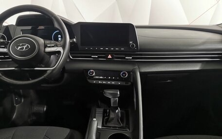 Hyundai Elantra, 2023 год, 1 699 150 рублей, 15 фотография