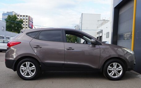 Hyundai ix35 I рестайлинг, 2013 год, 1 048 000 рублей, 4 фотография