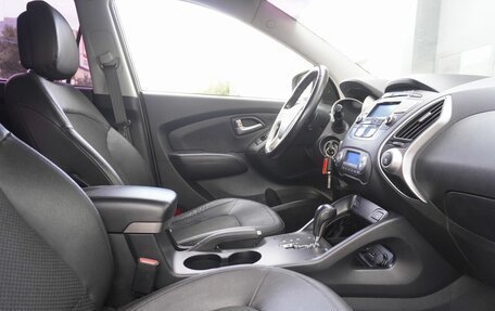 Hyundai ix35 I рестайлинг, 2013 год, 1 048 000 рублей, 12 фотография
