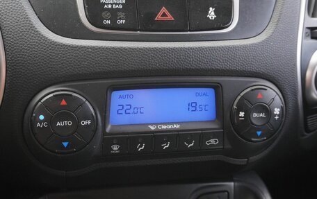 Hyundai ix35 I рестайлинг, 2013 год, 1 048 000 рублей, 16 фотография