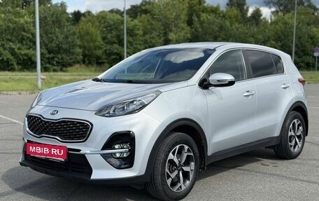 KIA Sportage IV рестайлинг, 2020 год, 2 050 000 рублей, 3 фотография