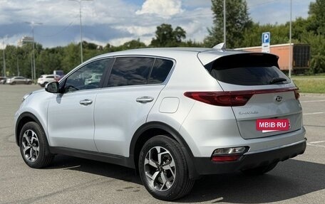KIA Sportage IV рестайлинг, 2020 год, 2 050 000 рублей, 4 фотография